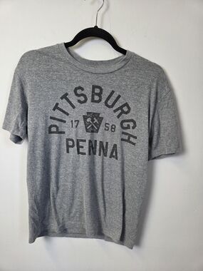 Pittsburgh Penna Grey Graphic Women's Tee